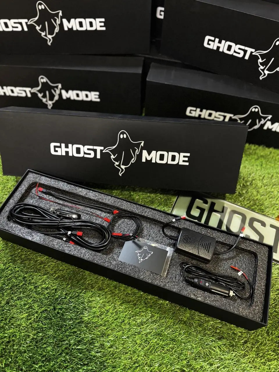 Автоматична Скрита Рамка За Регистрационен Номер GhostMode